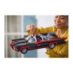 Конструктор LEGO 76328 DC Batman Бэтмен: Бэтмобиль из классического тв-шоу Фарреллом Уильямсом